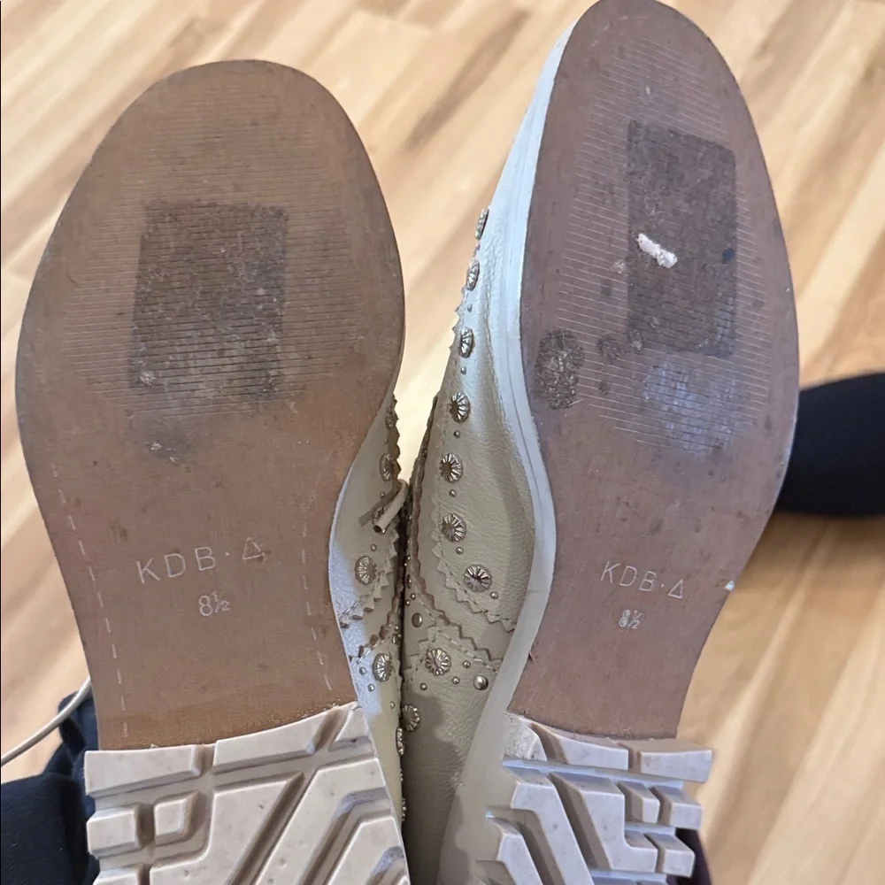 Kelsi Dagger Tan Studded Men's Oxfords